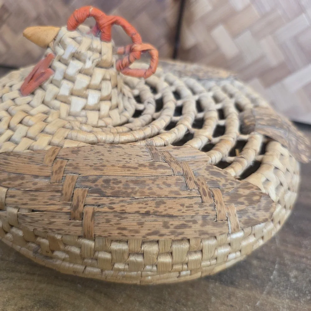 Vintage Woven Basket Chicken Rooster Wicker Unique Primitive with Lid Home Decor